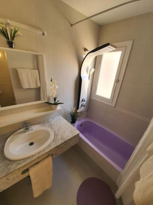 Atico En La Playa Apartment โรเกตัสเดมาร์ ภายนอก รูปภาพ