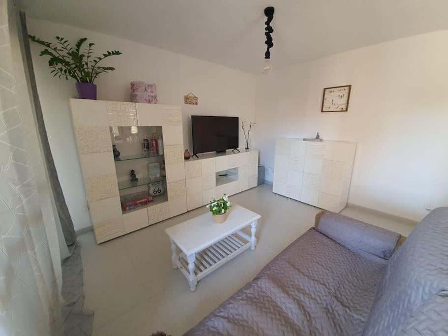 Atico En La Playa Apartment โรเกตัสเดมาร์ ภายนอก รูปภาพ