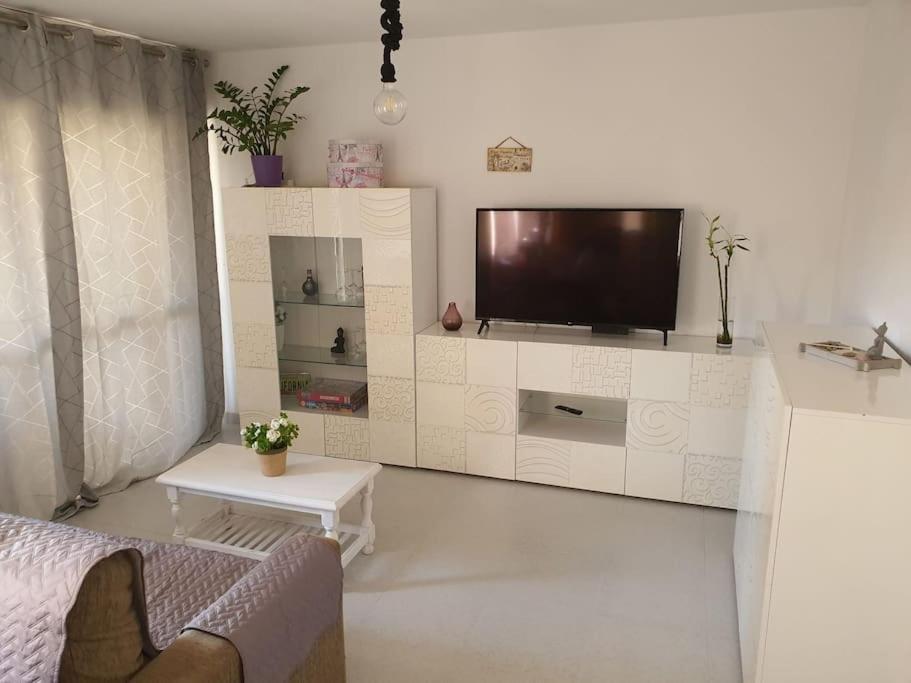 Atico En La Playa Apartment โรเกตัสเดมาร์ ภายนอก รูปภาพ